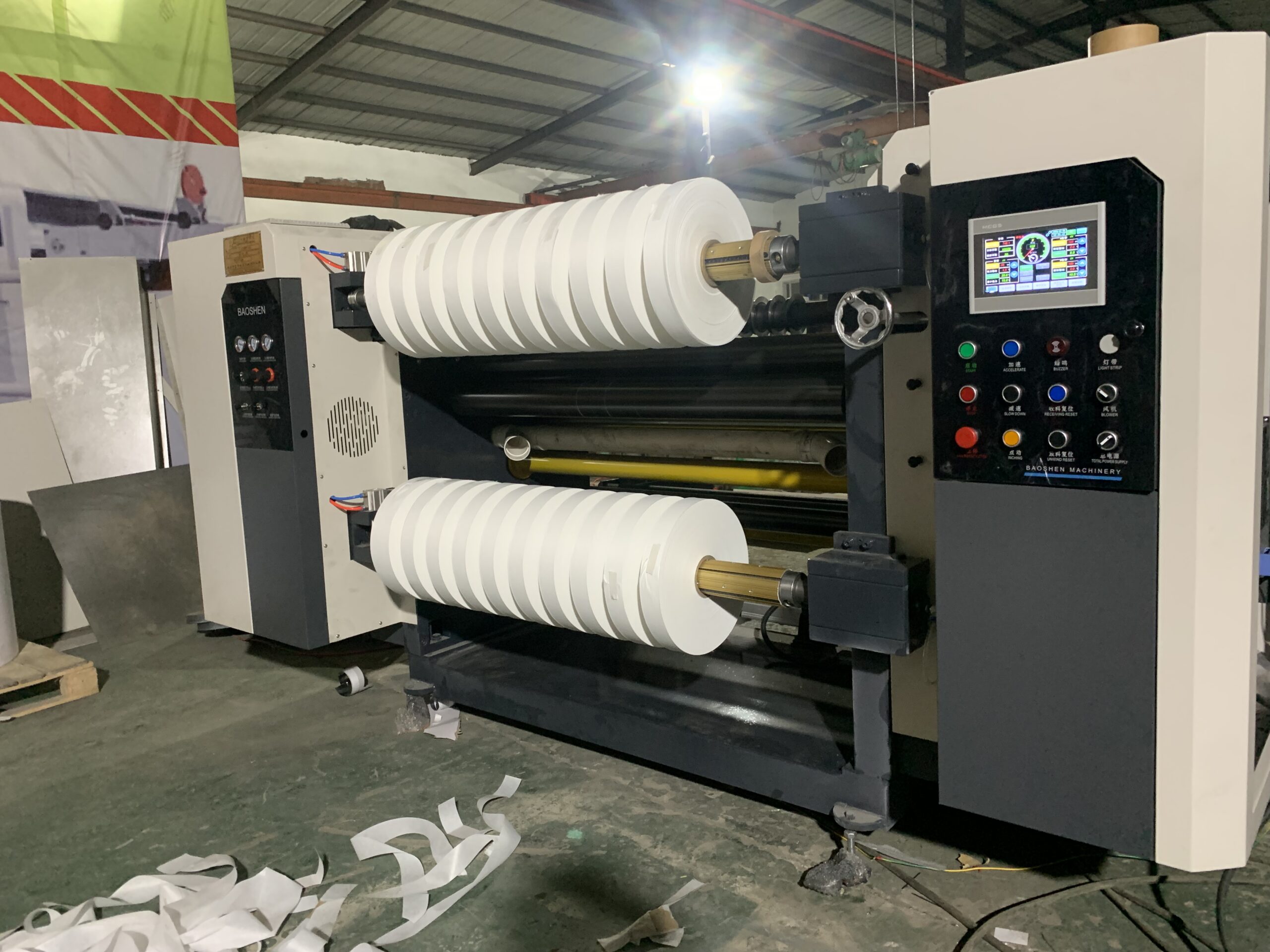 Non-woven Fabrics and Leather Cloth Roll Slitting Machine